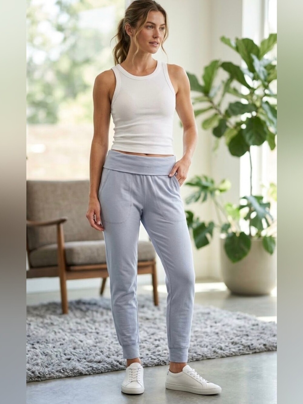 Old Navy Blue Joggers Size M Medium Cozy Comfy Pants High Or Low Waist Stretch